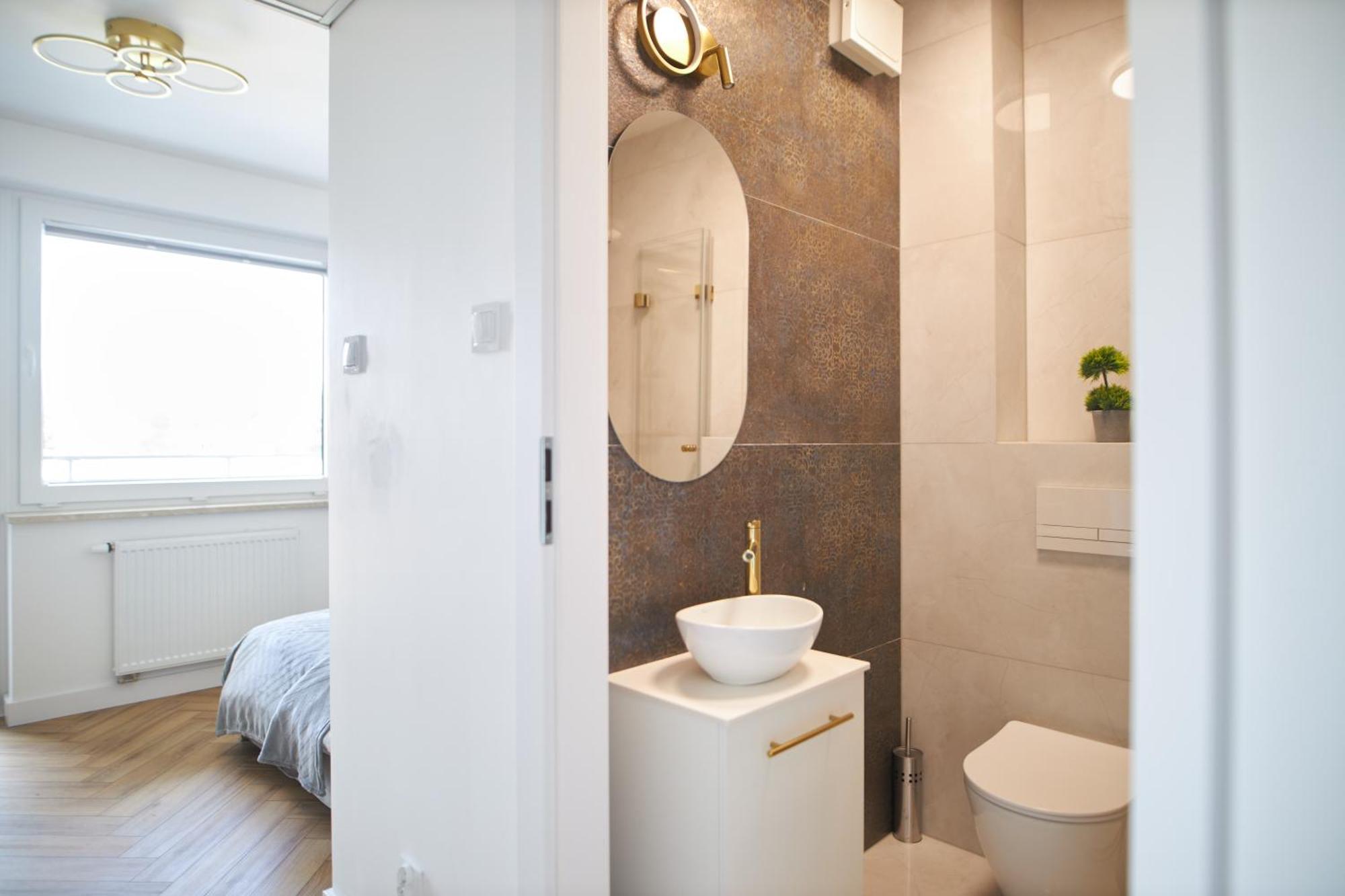 Hello Apartments Pileckiego Варшава Екстериор снимка